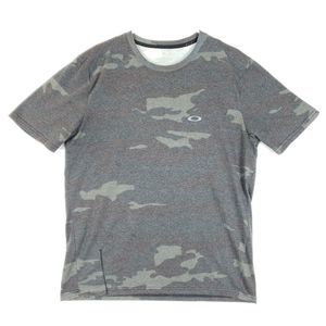 Oakley Shirt Mens Large Camouflage Short Sleeve Casual Hunting Outdoors